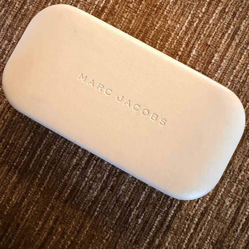 Marc Jacob’s sunglasses - Picture 7 of 7